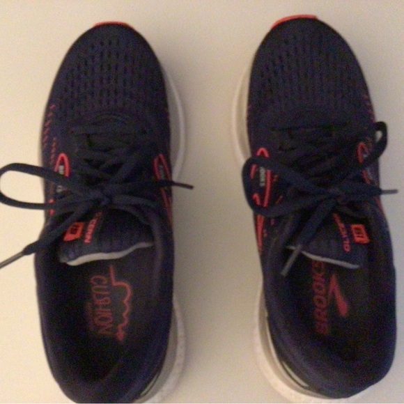 Women’s Brooks Glycerin 19 Running Sneakers. Size 8.  Dark Blue. VG condition. - Picture 3 of 7